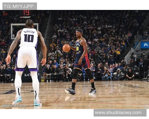 库里与巴特勒的巅峰对决谁能在NBA赛场上书写传奇篇章