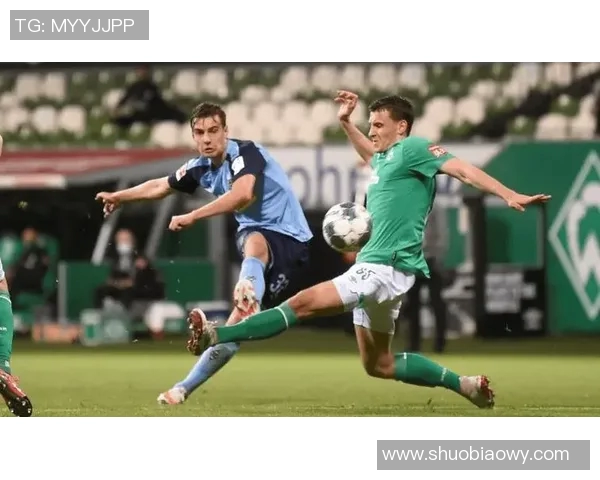 德甲激战纽伦堡迎战不莱梅双方争夺关键三分展现球队实力