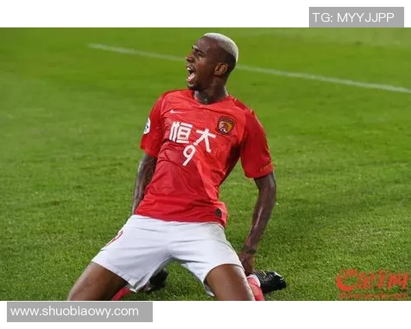 广州恒大对阵广岛的精彩直播盛况全程回顾与分析