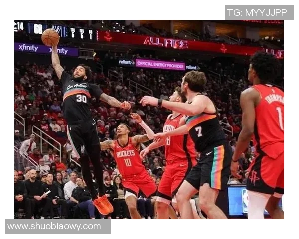 火箭队与国王队激战回顾精彩瞬间与战术分析