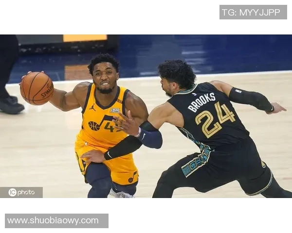 灰熊与爵士对决分析：战术布局与球员表现的深度解析