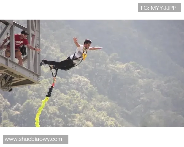 重庆极限运动队实力揭秘:挑战极限与激情碰撞的精彩瞬间 重庆极限运动队实力揭秘:挑战极限与激情碰撞的精彩瞬间